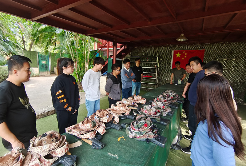 中美創(chuàng)力精英團(tuán)隊(duì)?wèi)敉鈭F(tuán)建活動(dòng)-錘煉團(tuán)隊(duì)協(xié)作精神 7 深圳中美創(chuàng)力實(shí)業(yè)有限公司 7