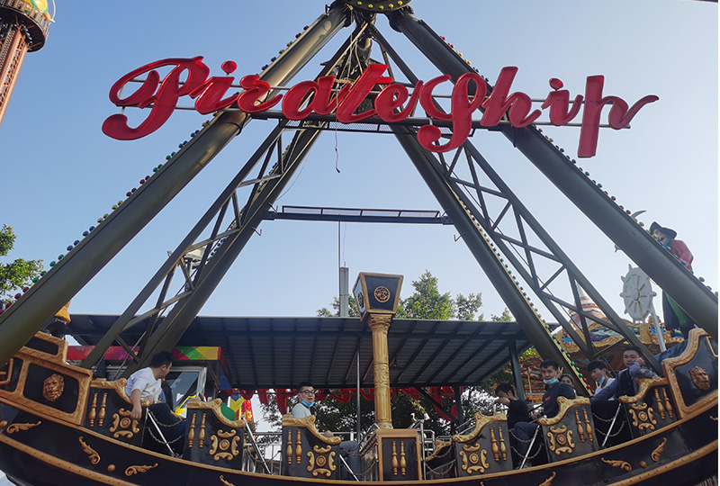 中美創(chuàng)力精英團(tuán)隊(duì)?wèi)敉鈭F(tuán)建活動(dòng)-錘煉團(tuán)隊(duì)協(xié)作精神 11 深圳中美創(chuàng)力實(shí)業(yè)有限公司 11